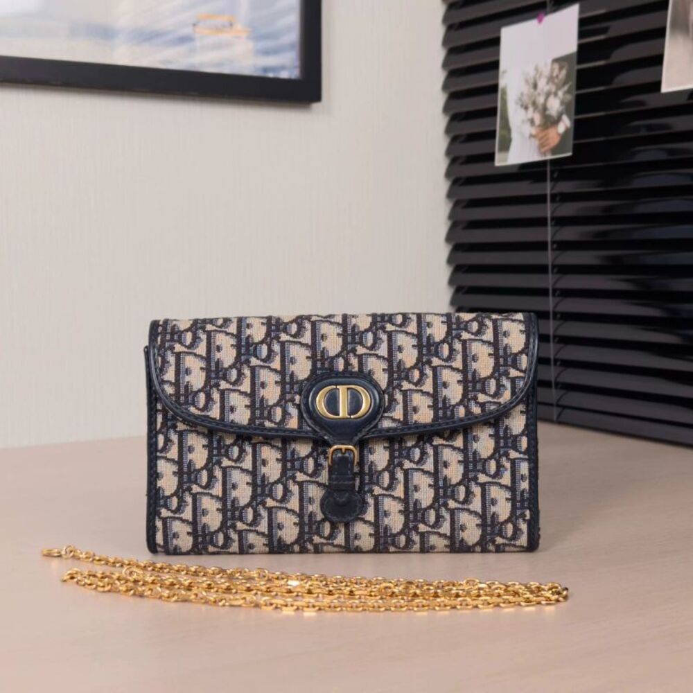 Dior Women Pre-Loved Bag Very Good Condition